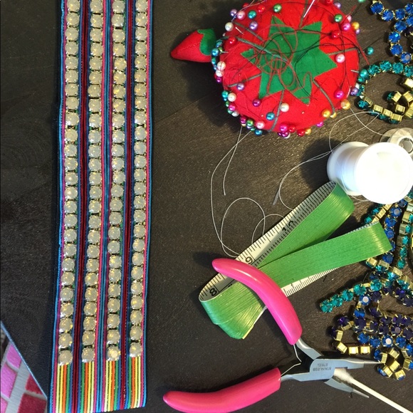 ✨Custom Items Ahead✨ - Picture 3 of 6